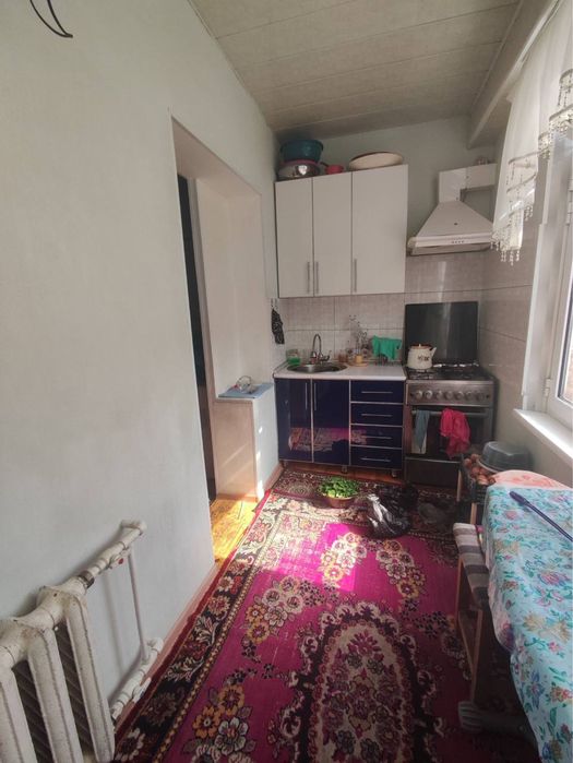 6 метрли балконга эга 2 хонали квартира тезда сотилади