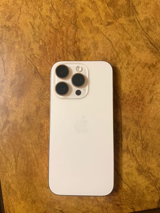 Айфон 16 про был в ремонте