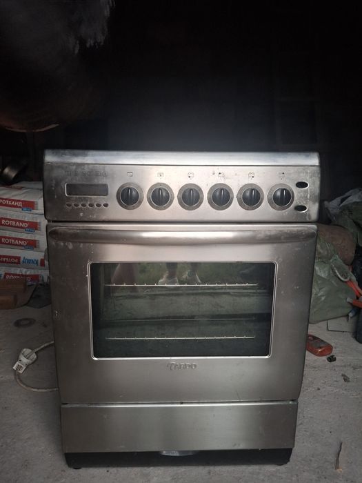 Электроплита  продам