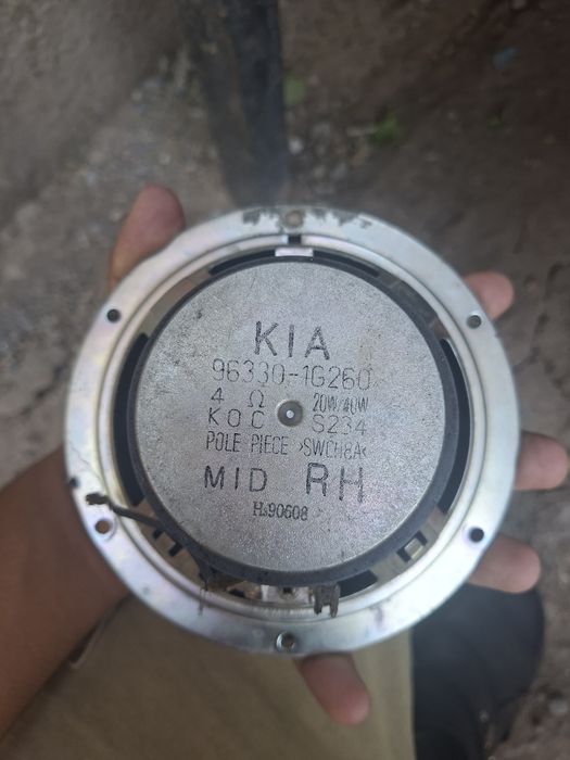 Калонка на машину