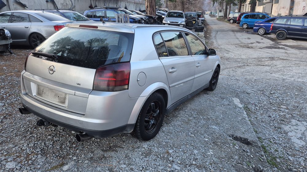 Опел сигнум 2004г 3.0дизел 177коня