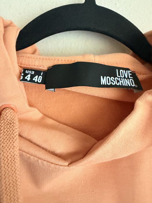 Love Moschino блуза  с качулка , неразличма от нова