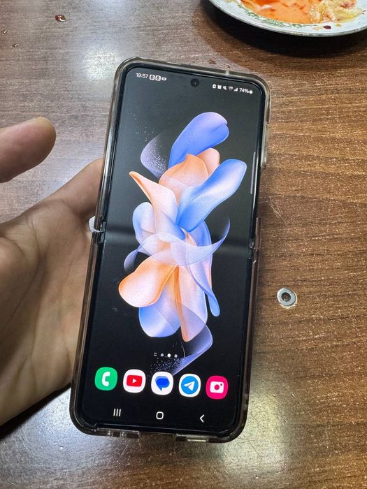 Samsung FLIP 4,,