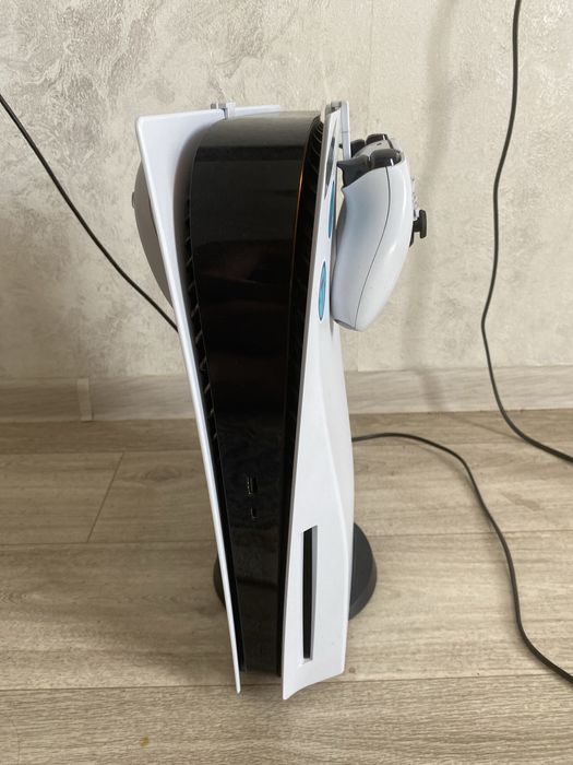 Продам PS5 с дисководом
