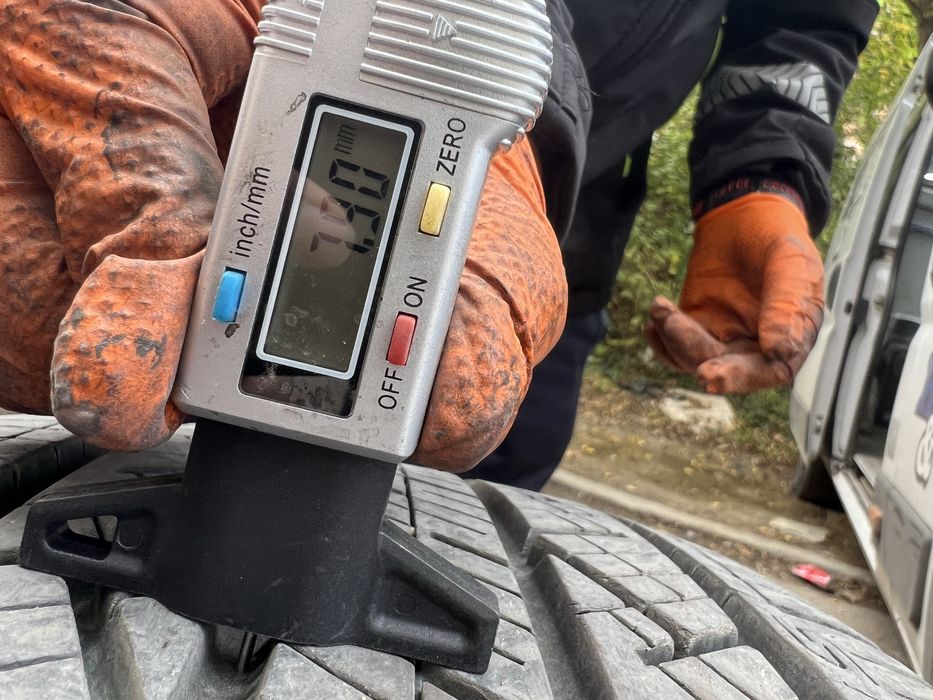 265/50/20 continental cross contact