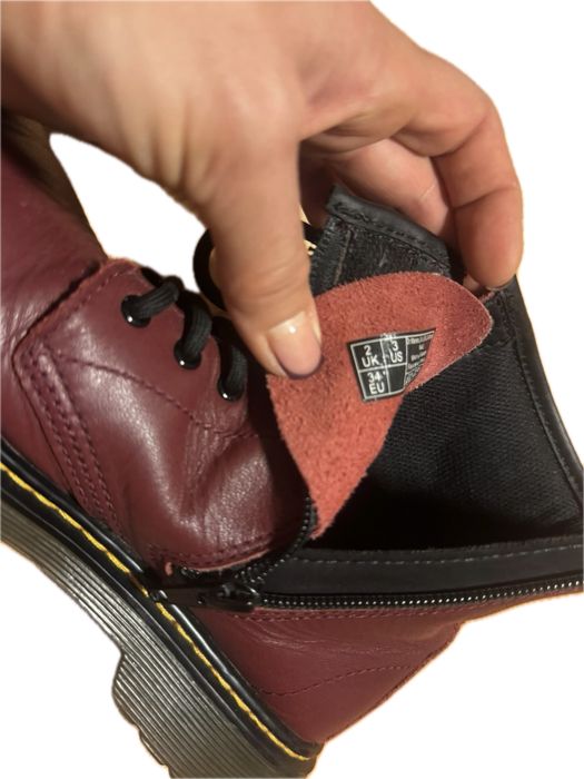 Dr. Martens боти