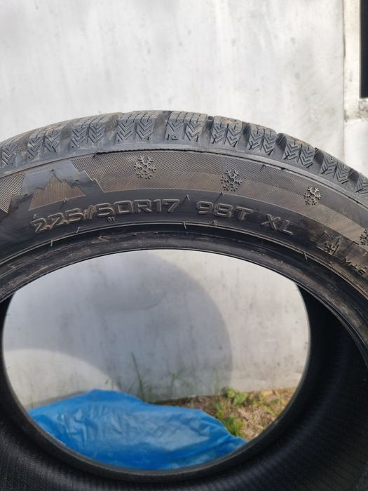 Продам шины зимние