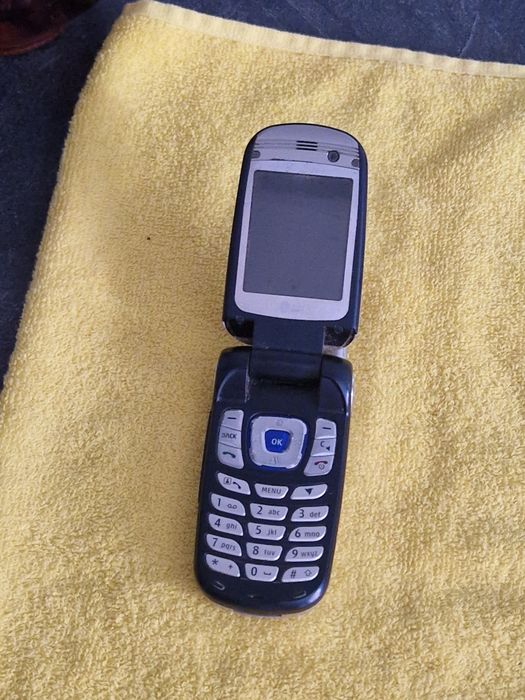 Telefon lg U8380
