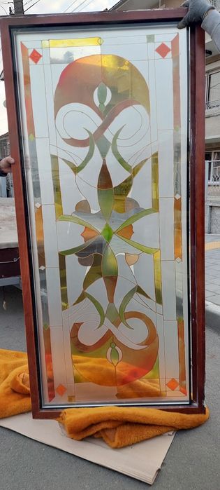 Витраж, стъклопис, рисувано стъкло