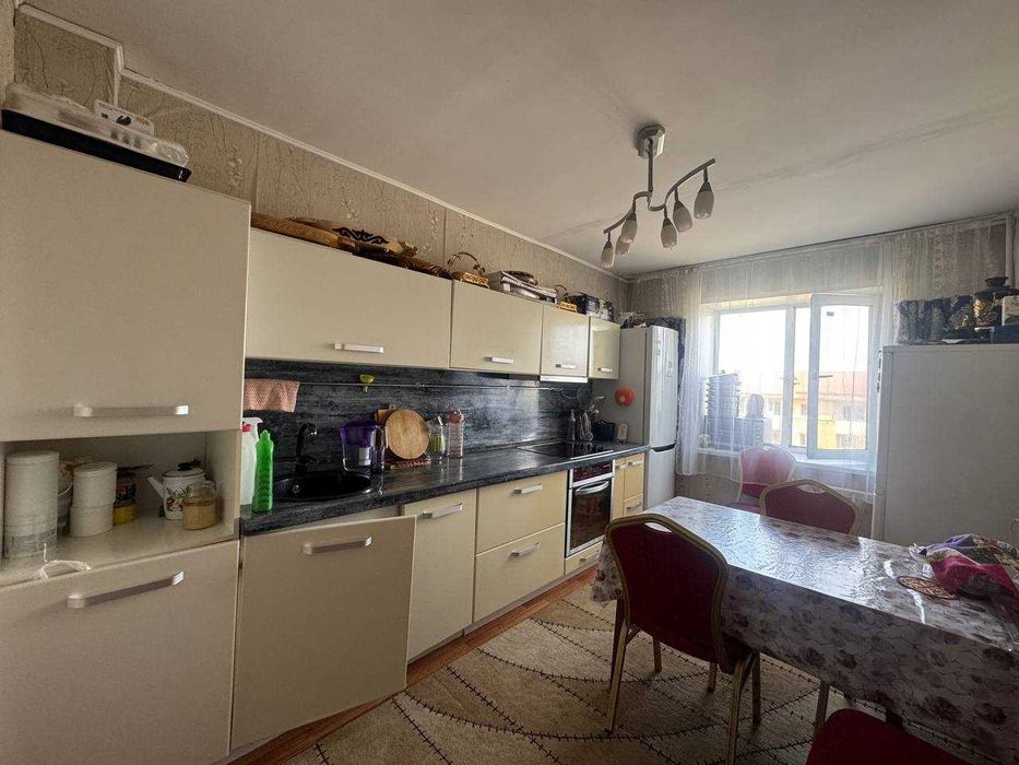 Продам 3к ул.Молдагулова 15/8