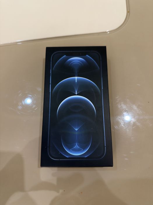 Продам iPhone 12 Pro Max