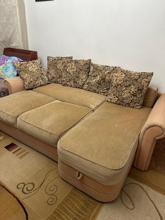 Продам диван. Срочно