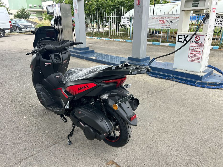 Скутер 125 кубика