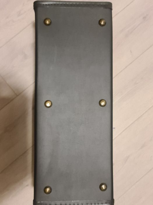 Geanta diplomat model pilot noua  marca Bugatti