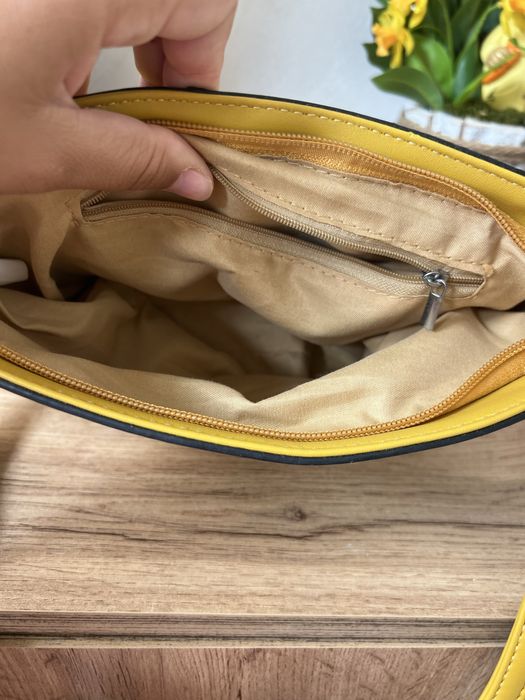 Дамска чанта, без никакви забележки