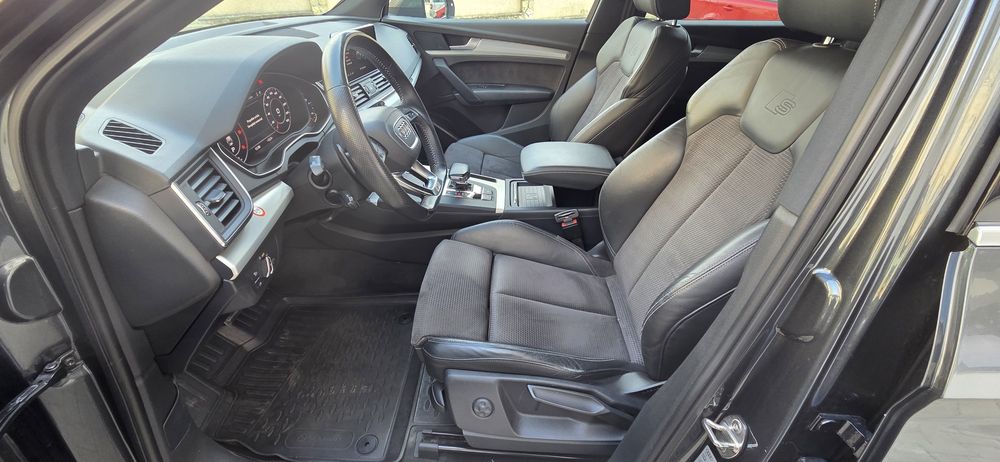 Vând Audi Q5 S line 2.0 TDI Matrix, climă 3 zone, Webasto 

Vând Aud