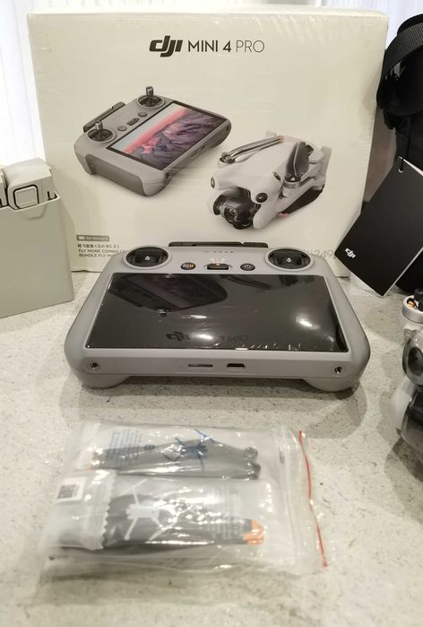 Dji mini 4 Pro Fly More  Combo .НОВ