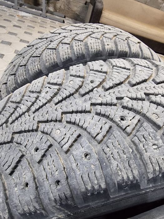 Продам шины вместе с дисками