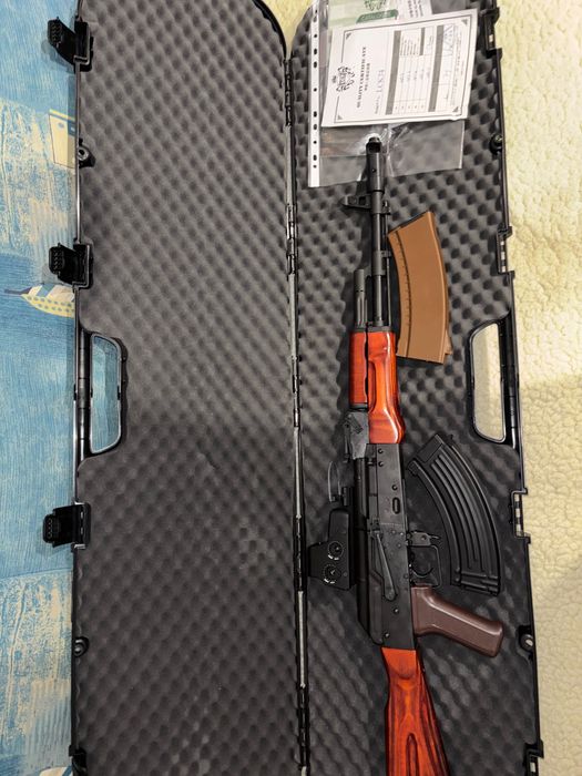 Replica (ak47) cu accesorii