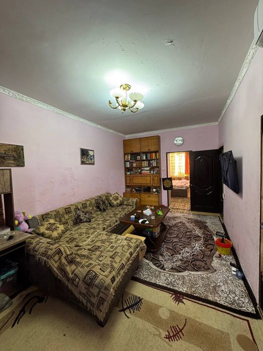 Срочно продаётся квартира 2/3/4 Феруза массиф М улугбек район