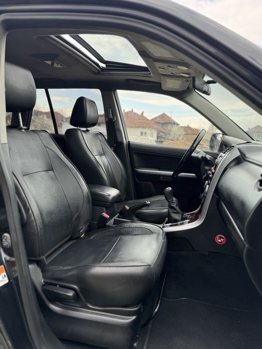 Suzuki Grand Vitara 1.9 DDiS 4x4 absolut impecabil !