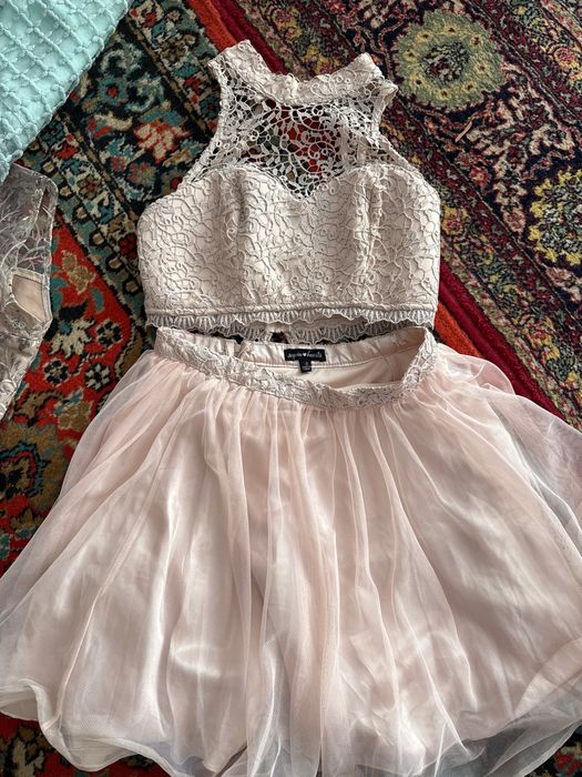 Плвтье коктейльное красивое