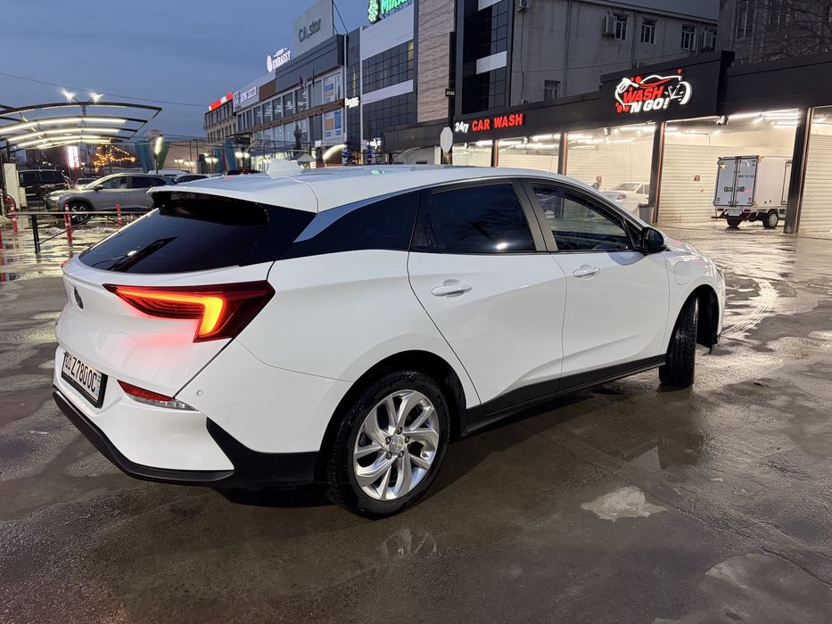 Buick velite 6 (Fashion PLUS)