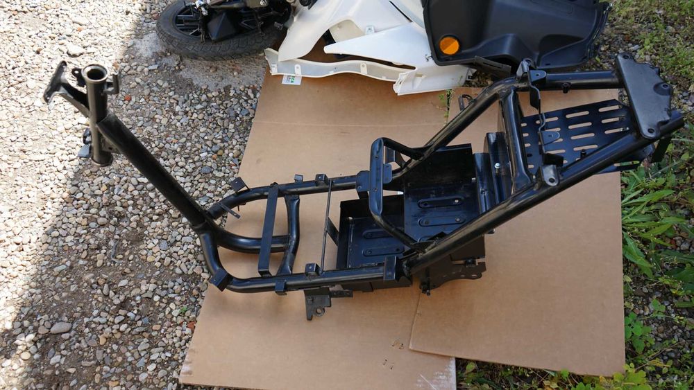 Scuter Electric PIESE Second-hand Z-Tech Zt-27, Motor, controller, etc