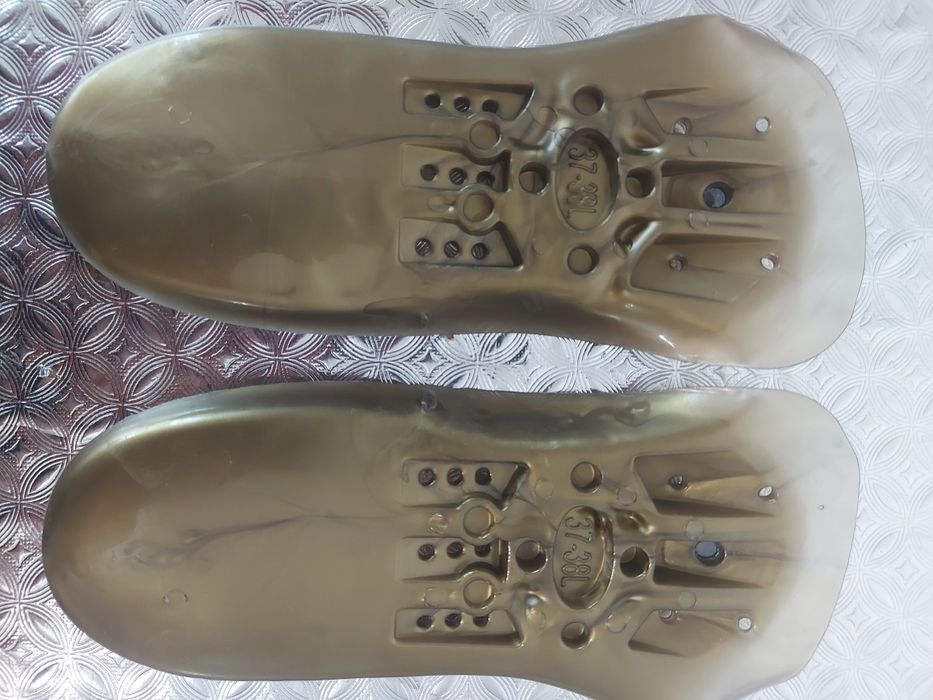 Продам лечебные стельки