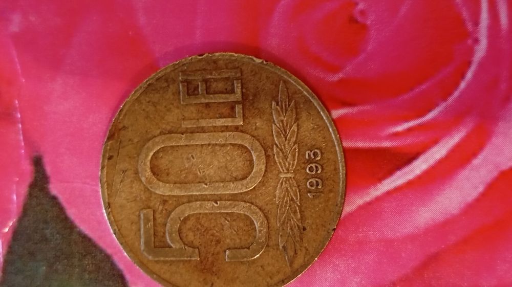 Spre vânzare monede românesti vechi,ani diferiți,vizualizare bună.