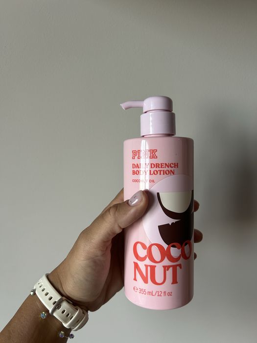 Victoria`s Secret Bare Vanilla нови оригинални лосиони ванилия и други