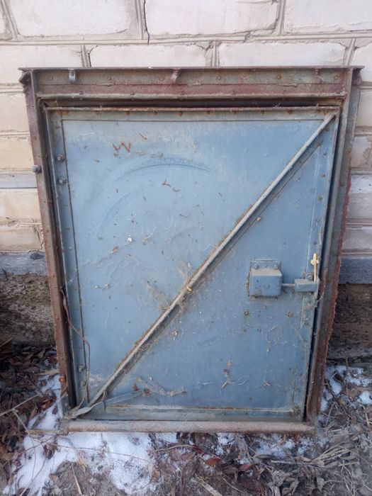 Железная дверь готовая