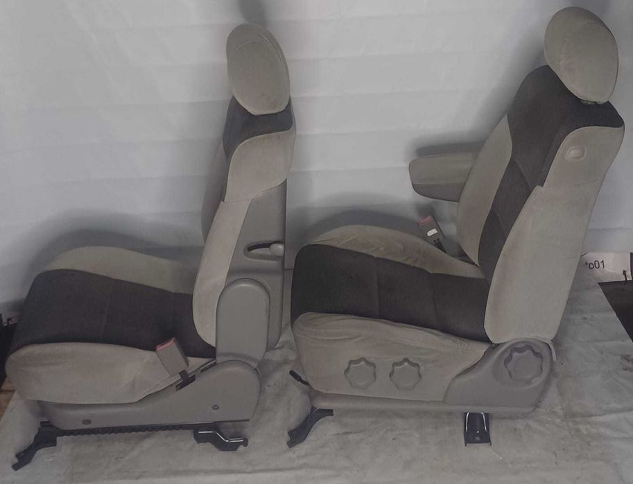 TitanAuto Mazda 626 пара передних сидений