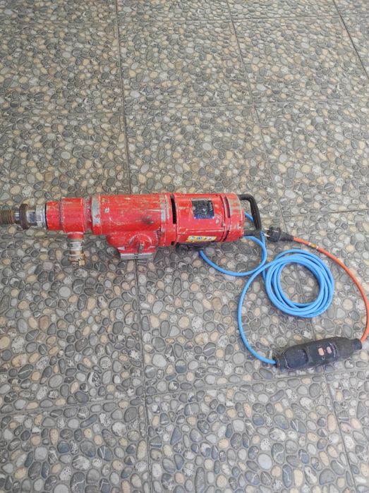 Mașina de carotat WEKA DKS 32