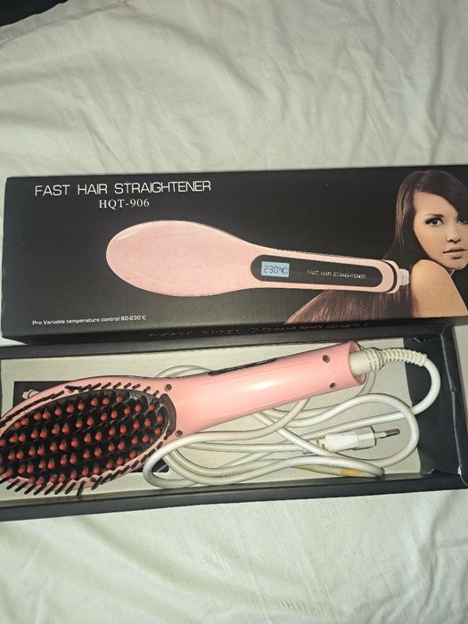 Четка за изсушаване и изправяне на коса