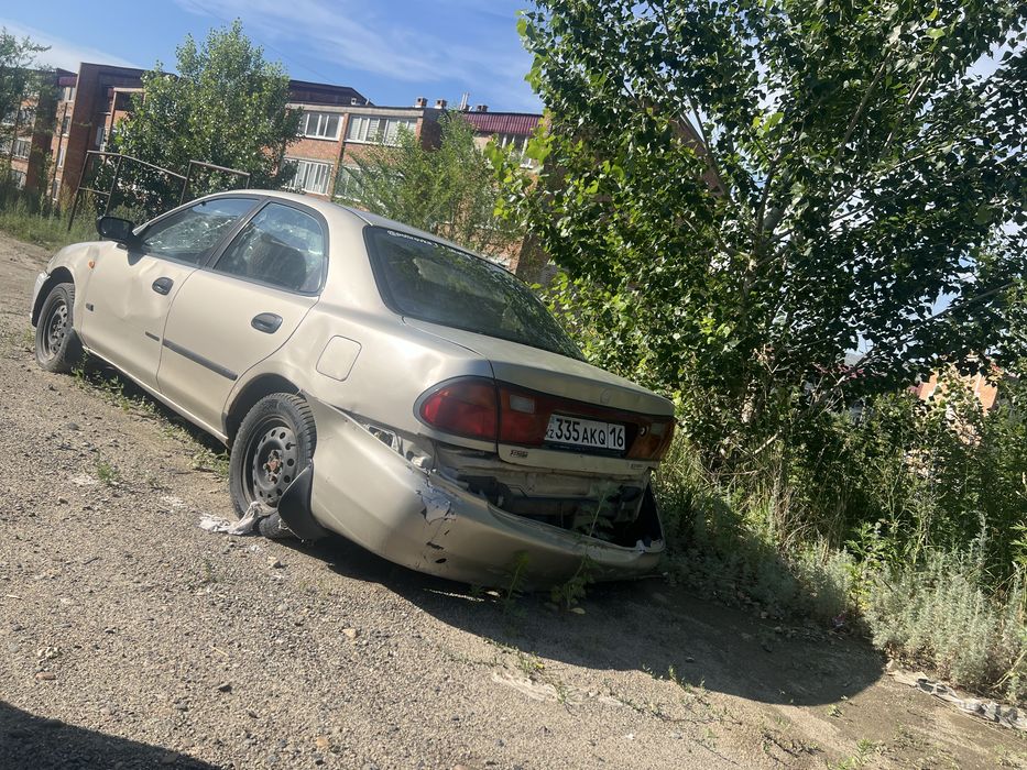 Продам мазда 323