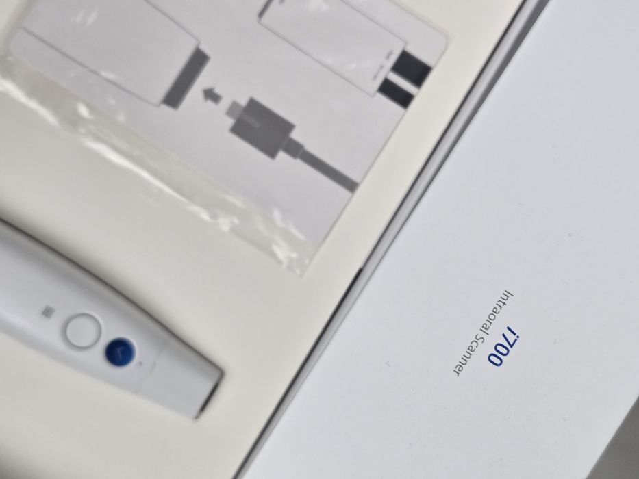 Scanner intraoral Medit I700
