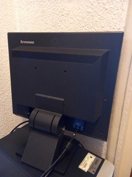 monitor lenovo 17 inch
