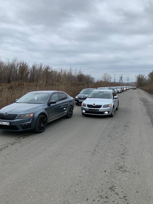 Чистка снега погрузчик самосвал вывоз снега