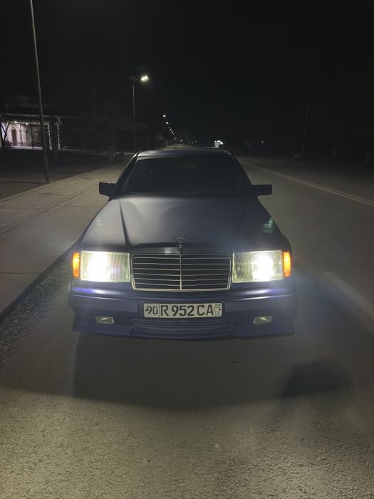 Mercedes-Benz W124 Coupe