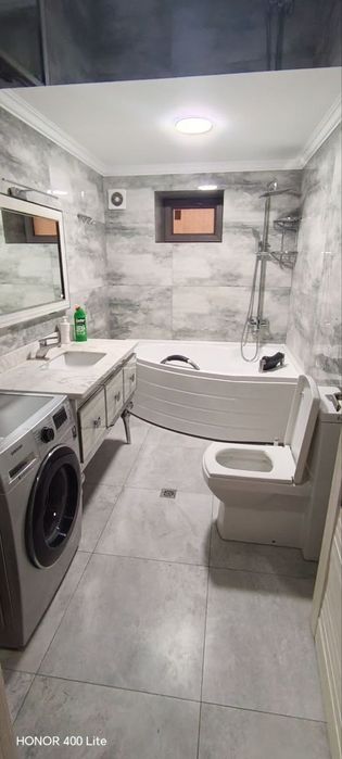 Продаются 3х комнатная квартира На 1 этаже кирпичный дом Чиланзар 2