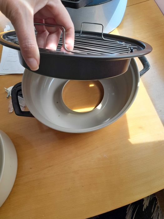 Експресна тенджера с въздушна фурна за здравословно готвене