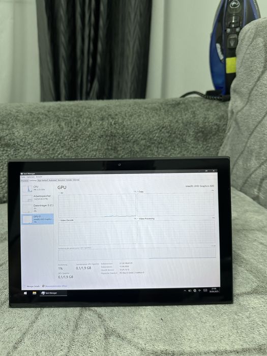 Vând Laptop 2 in 1 Lenovo IdeaPad Duet 3