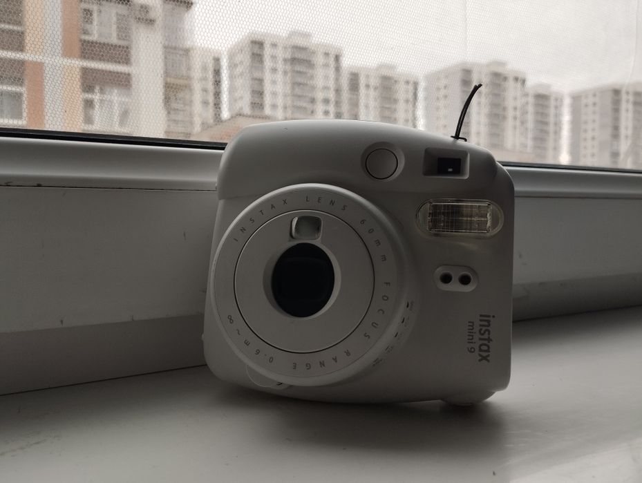 Камера instax 9 mini