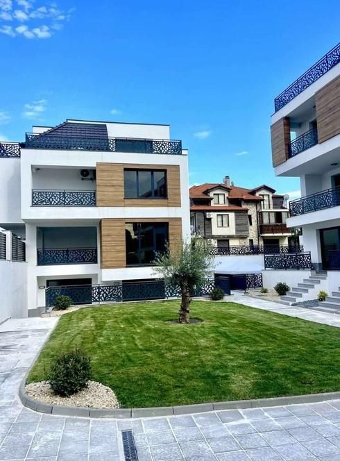 Продава се Едностаен апартамент в Бургас, Център - 45 кв.м за 1334 €/кв.м - Снимка #4