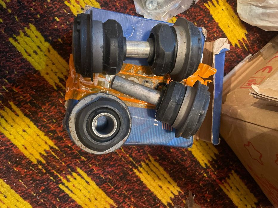 Запчасти на Мерседес