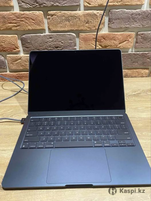 MacBook Air M2 256GB Midnight