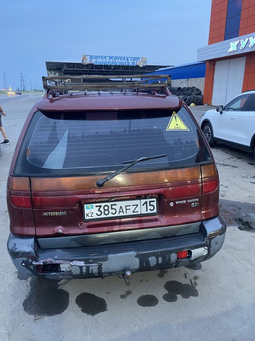 Продам mitsubishi space wagon