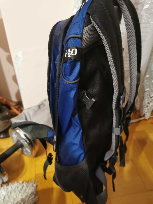 Deuter - туристическа раница