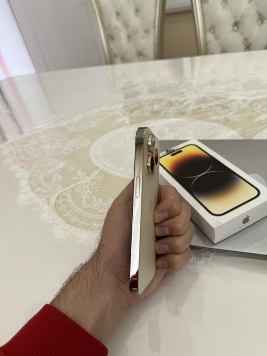 Iphone 14 pro Gold